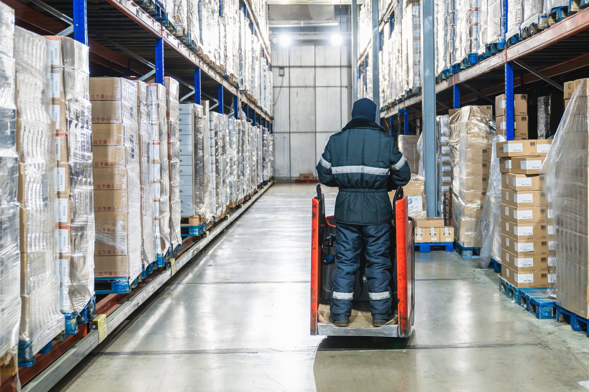 Logistics warehouse supply chain